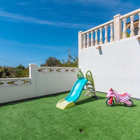 הוילה אל קאמפיו Casa Madronos מראה חיצוני תמונה
