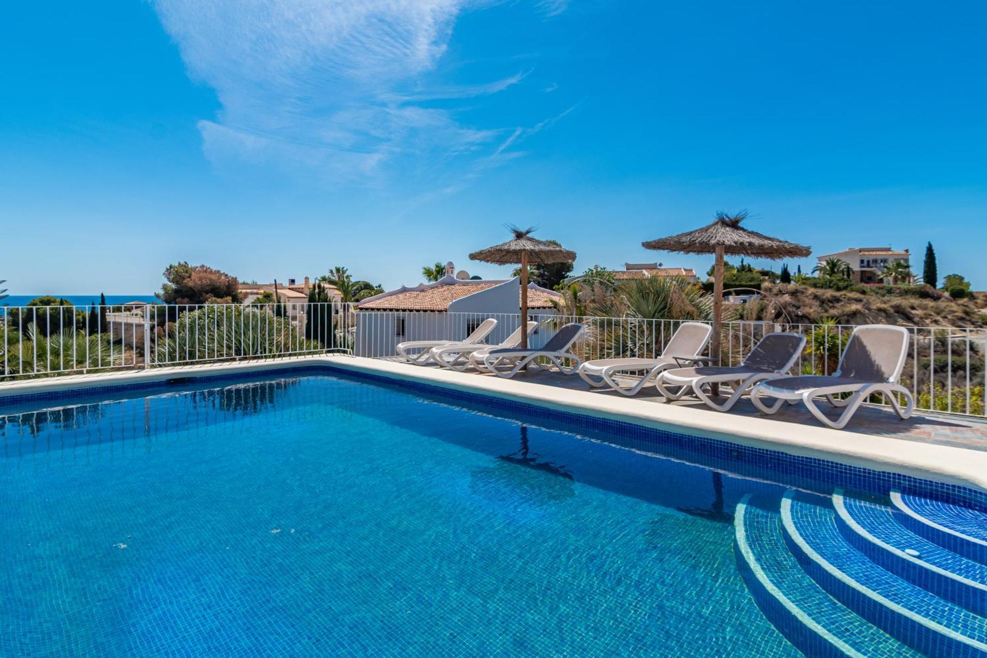 הוילה אל קאמפיו Casa Madronos מראה חיצוני תמונה
