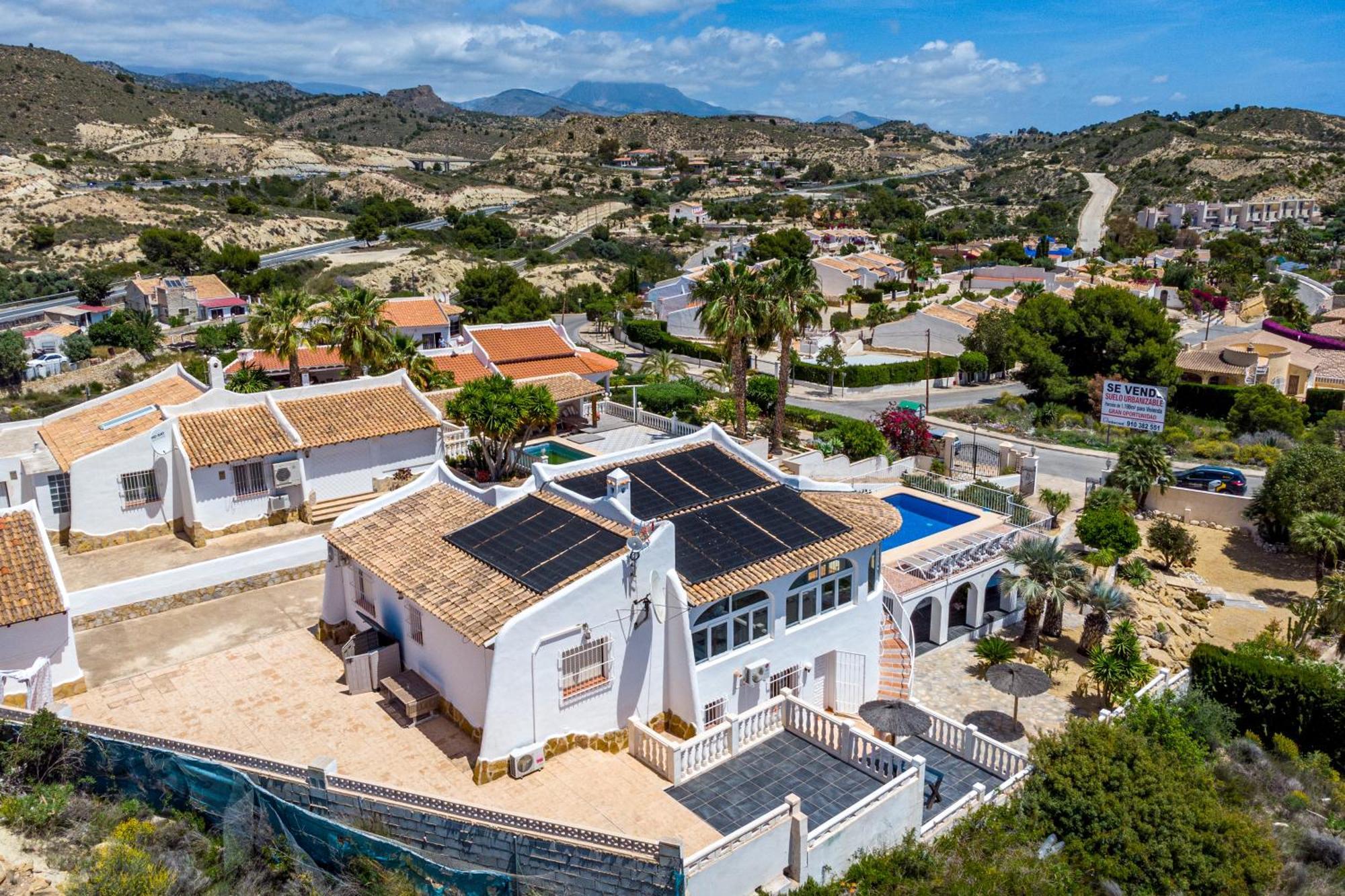 הוילה אל קאמפיו Casa Madronos מראה חיצוני תמונה